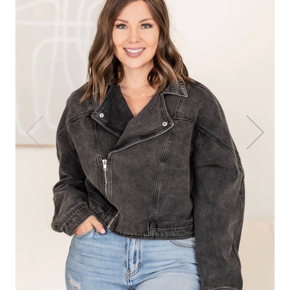 NWOT Pink lily black denim jacket